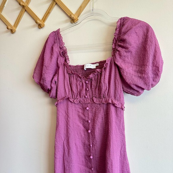 NEW ASTR The Label Rocco Dress Orchid Fuchsia Cottage Ruffle Puff Sleeve Size XS - Picture 8 of 16